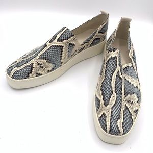 Vince Saxon 2 Slip On Sneakers